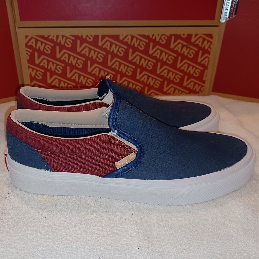 Vans Men's 8/Women's 9.5 Classic Slip On (textured Suede) Sailor Blue/Port